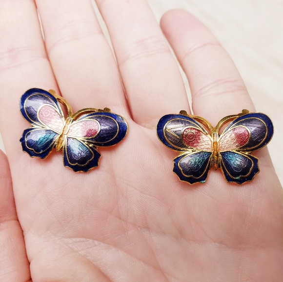 Gorgeous Retro Butterfly Cloisonne Earrings - Picture 2 of 4